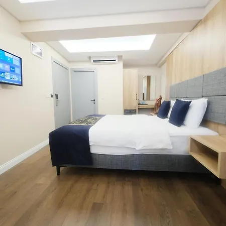 Frühstückspension Martin Pera 4*