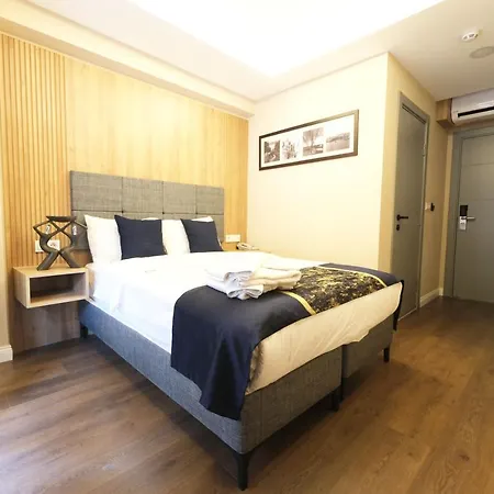 Martin Pera Istanbul