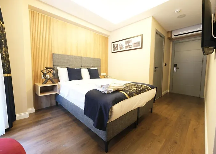 Martin Pera Istanbul